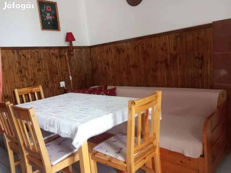 Balaton nyaraló kiadó - Badacsony, Nyaralók, üdülők - Jófogás Ingatlan