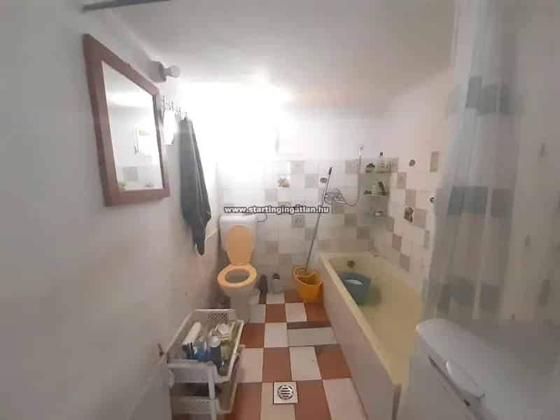 Ház Kiadó , Gyál, Közép-Magyarország