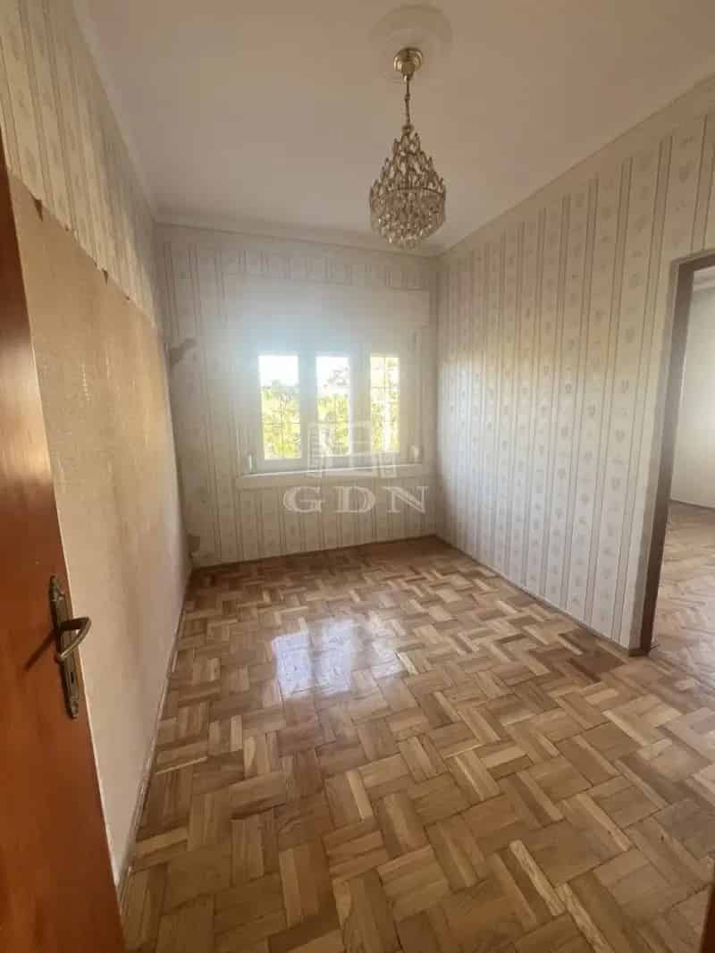 Ház Kiadó , Budapest, Közép-Magyarország