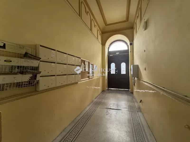 Ház Eladó , Budapest, Közép-Magyarország
