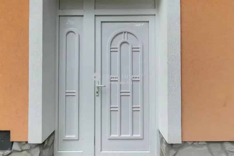 Ház Kiadó , Budapest, Közép-Magyarország