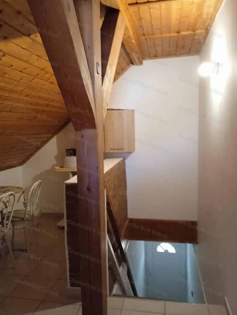 Ház Kiadó , Szolnoki járás, Alföld és Észak