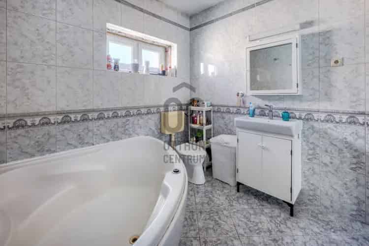 Gödi eladó családi ház, DHZ035941