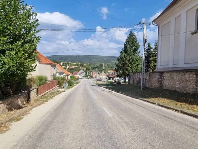Ház Eladó , Tardos, Dunántúl