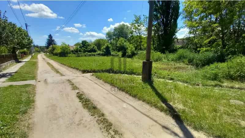 Mucsi Telek Eladó - Kiváló Befektetés