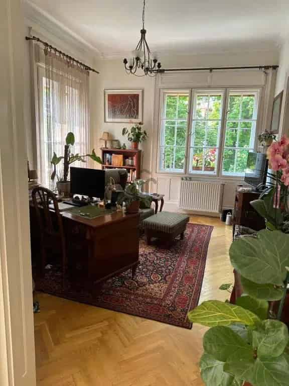 Ház Kiadó , Budapest, Közép-Magyarország