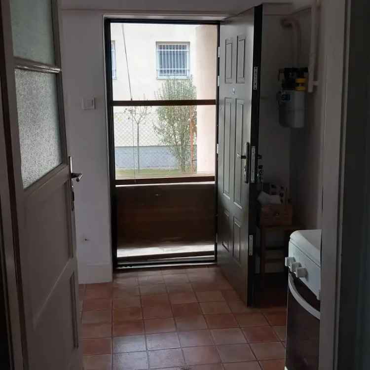 Ház Kiadó , Budapest, Közép-Magyarország