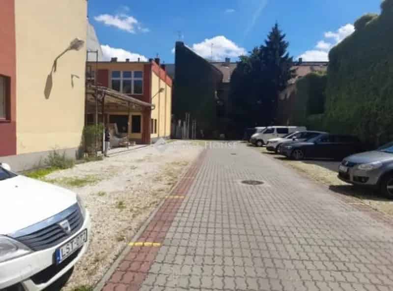 Telek Kiadó , Budapest, Közép-Magyarország