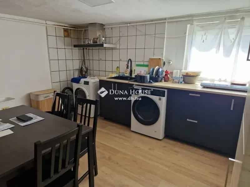 Ház Kiadó , Monori járás, Közép-Magyarország