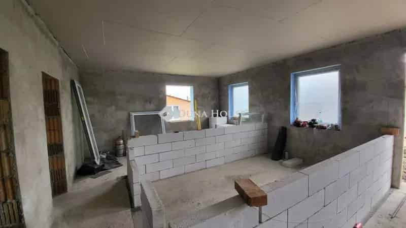 Ház Kiadó , Érdi járás, Közép-Magyarország