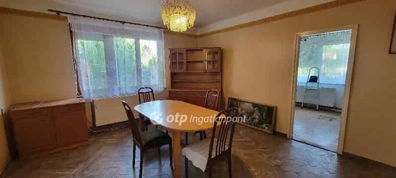 Ház Kiadó , Győri járás, Dunántúl