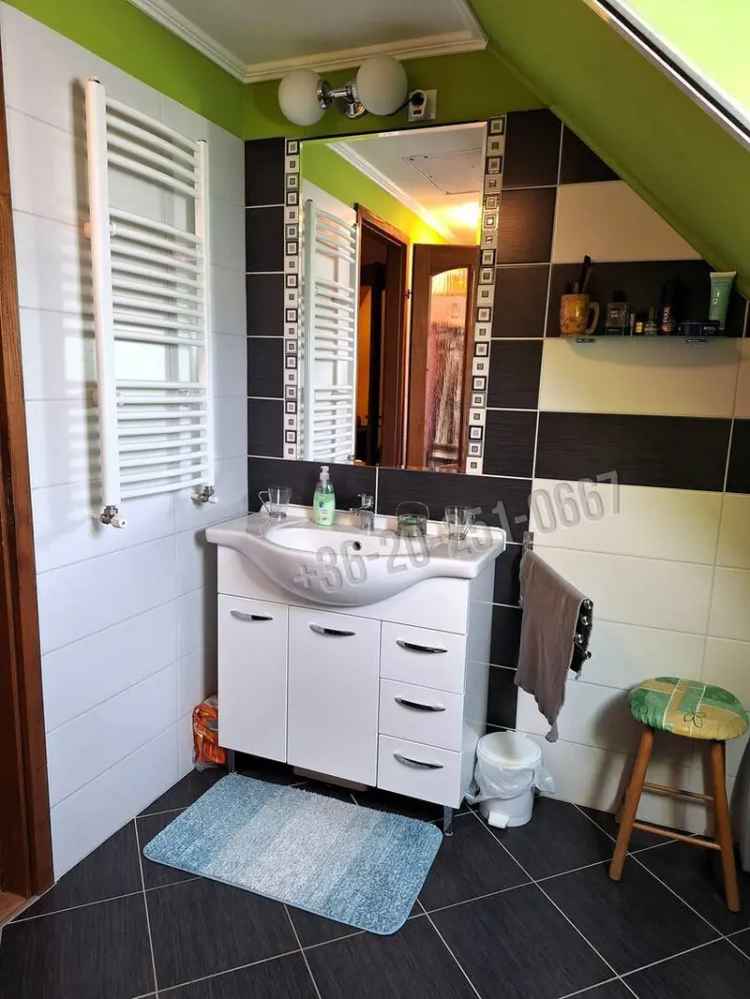 Ház Kiadó , Mohácsi járás, Dunántúl