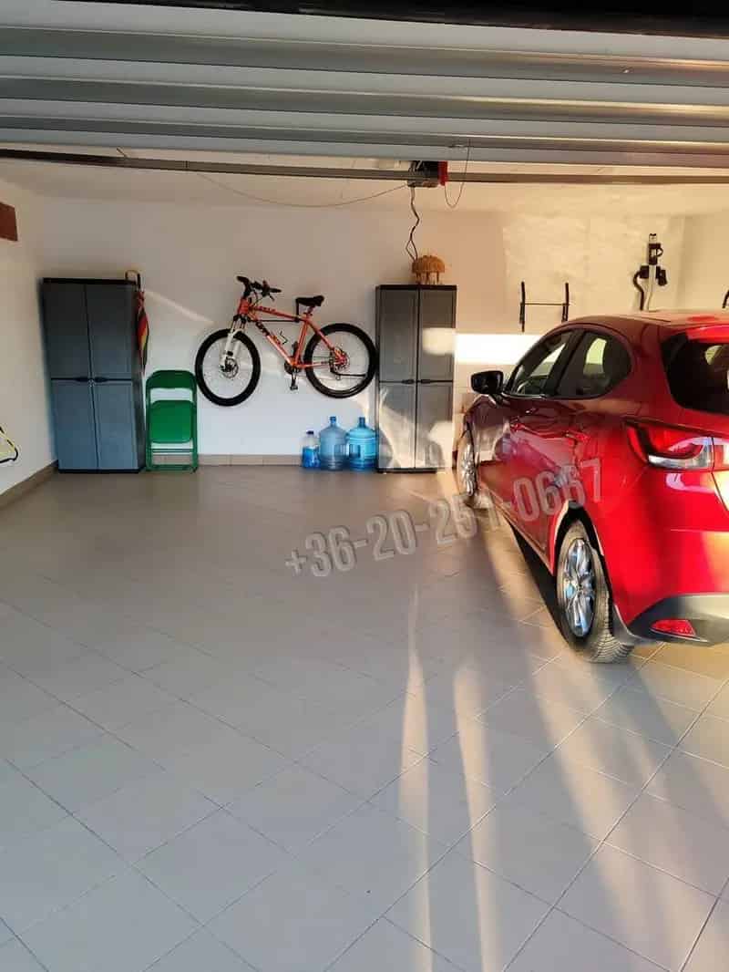 Ház Kiadó , Mohácsi járás, Dunántúl