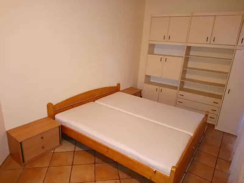 Nyiregyhaza Sosto-parton kiado 70nm-es haz 1-2 fo részere