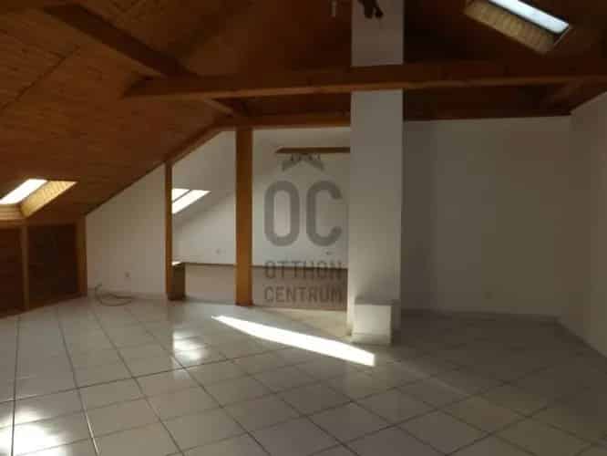 Székesfehérvári eladó lakás, DLK014527