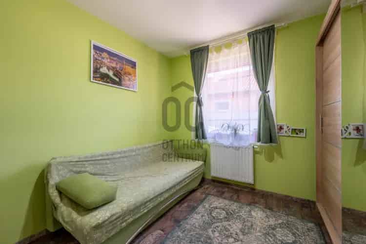 Délegyházai eladó családi ház, H498602