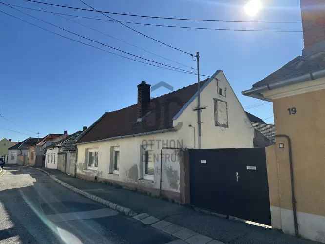 Veszprémi eladó családi ház, H498972