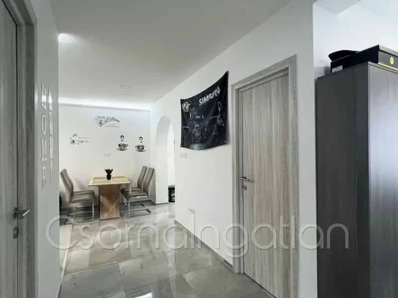 Ház Kiadó , Csornai járás, Dunántúl