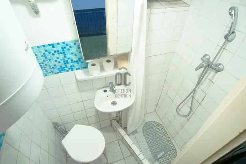 105m2-es Tégla Lakás 48m2-es Földszinti Hehellyel Budapesten