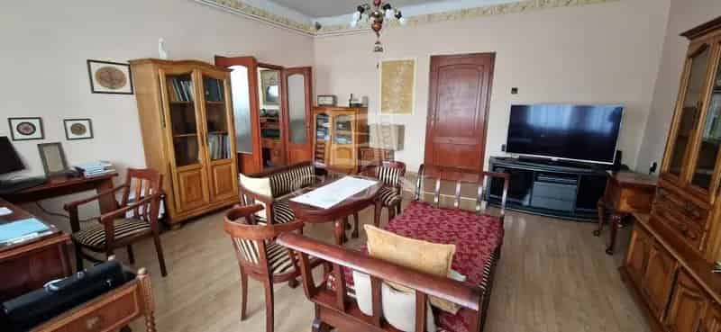 Ház Kiadó , Pilisvörösvári járás, Közép-Magyarország