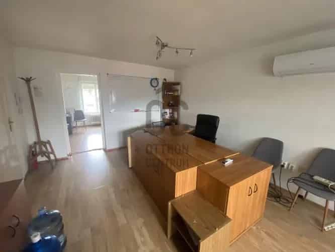 Miskolci kiadó kereskedelmi ingatlan, UZ018816