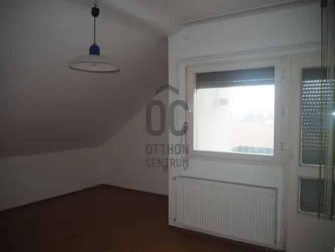 Lentii eladó családi ház, H479138