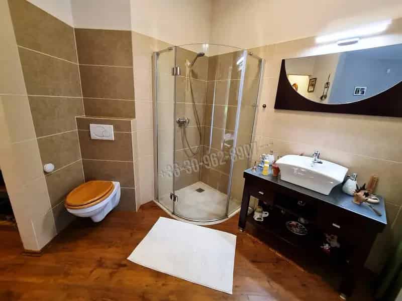 Ház Kiadó , Budapest, Közép-Magyarország