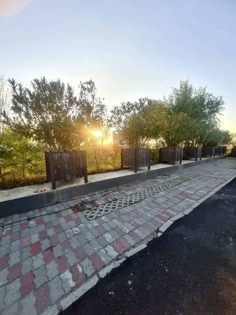 Telek Kiadó , Szigetszentmiklósi járás, Közép-Magyarország