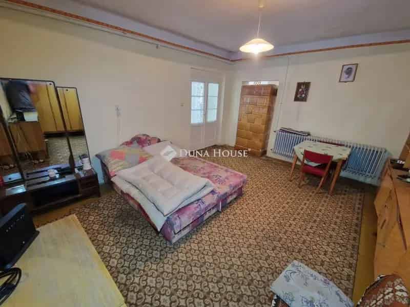 Ház Kiadó , Bajai járás, Alföld és Észak