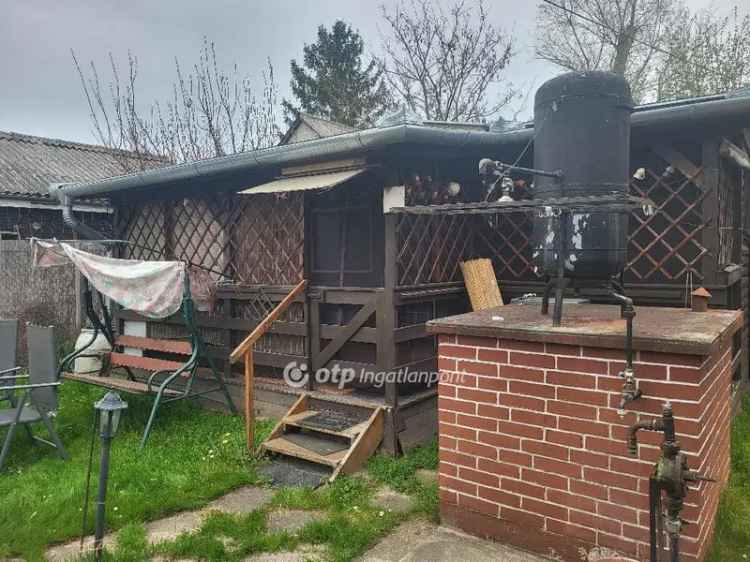 Ház Kiadó , Szigetszentmiklósi járás, Közép-Magyarország