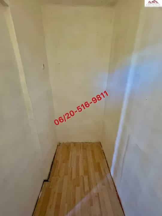 Dunaújváros Belvárosi Iroda 35m2 Kiadó