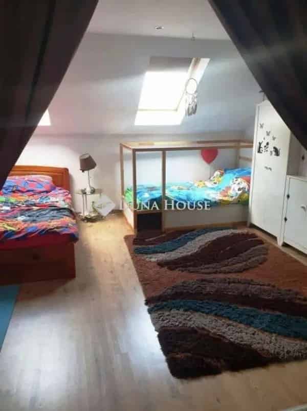 Ház Kiadó , Budapest, Közép-Magyarország