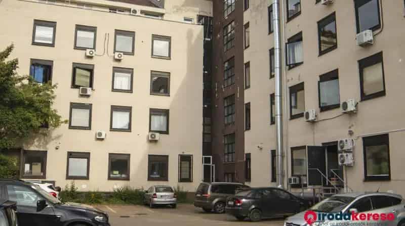 Róna Office Center
