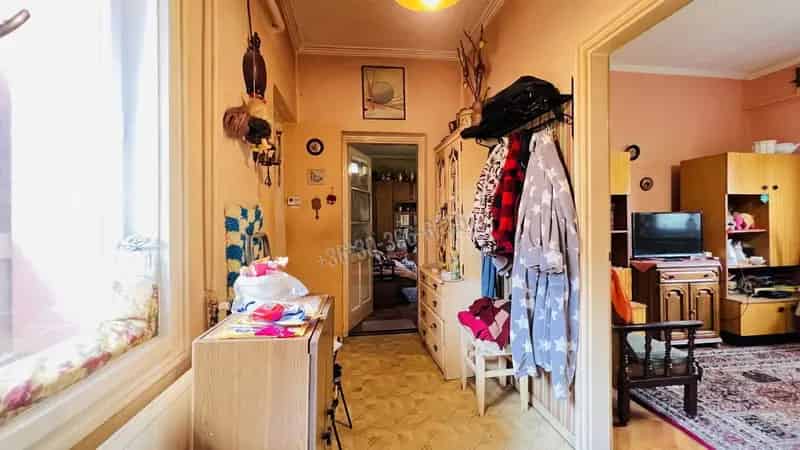 Ház Kiadó , Budapest, Közép-Magyarország
