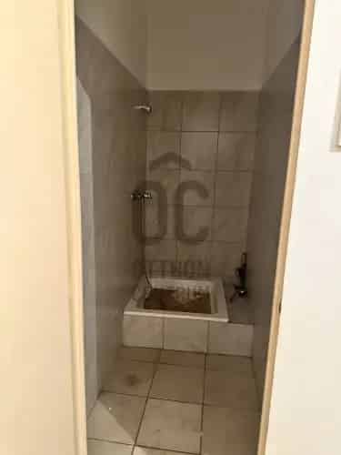 Szolnoki kiadó kereskedelmi ingatlan, BI000543