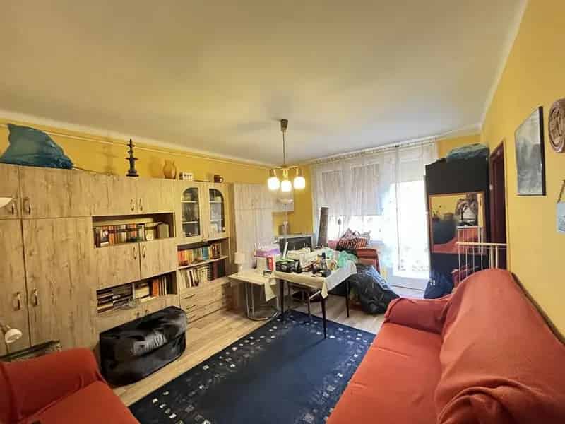 Lakás Kiadó , 9, Bajcsy-Zsilinszky utca, Pécs, Dunántúl