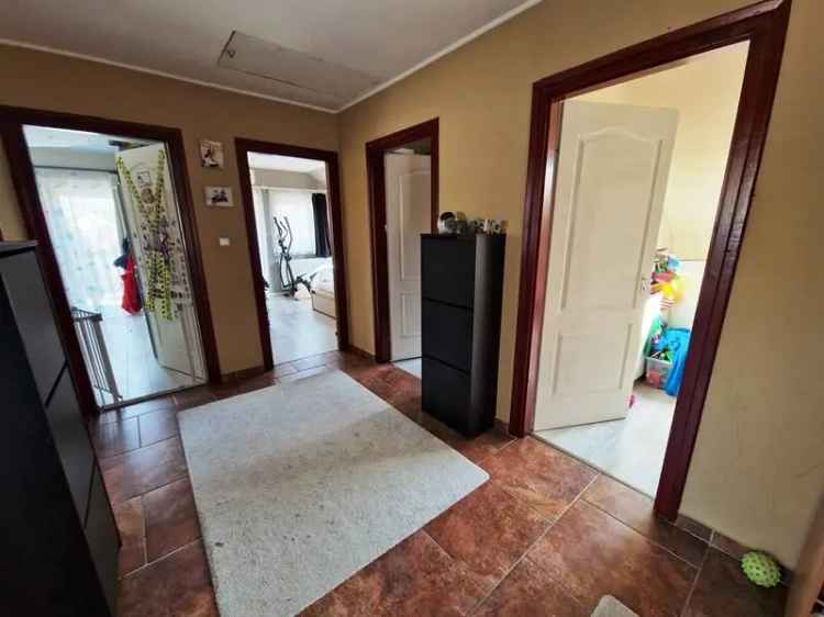 Ház Kiadó , Budakeszi járás, Közép-Magyarország