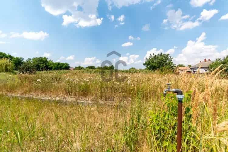 Sárszentágotai eladó telek, T038556