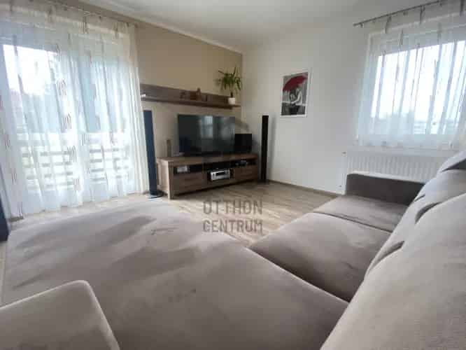 Győri eladó lakás, H502423