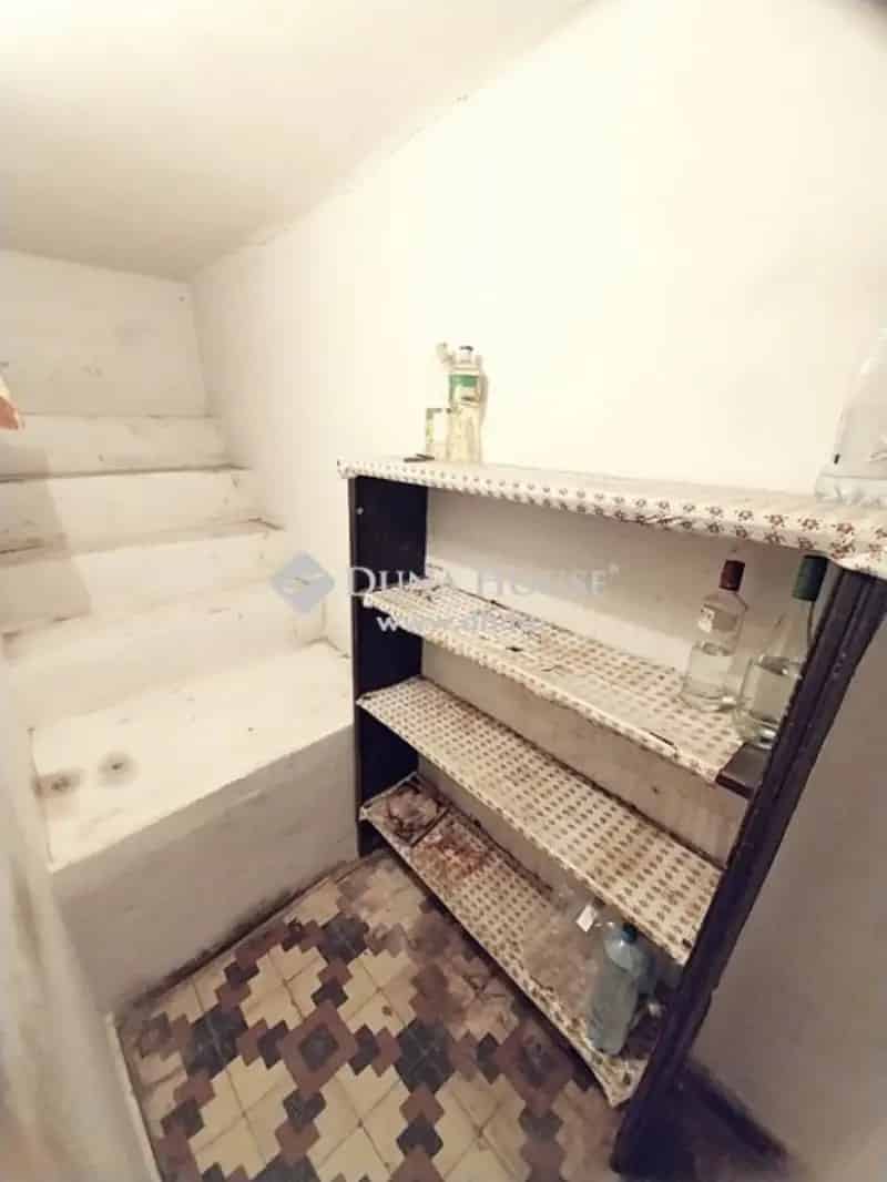 Ház Kiadó , Oroszlányi járás, Dunántúl