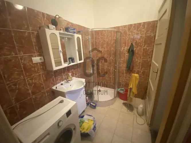 Esztergomi eladó családi ház, H480960