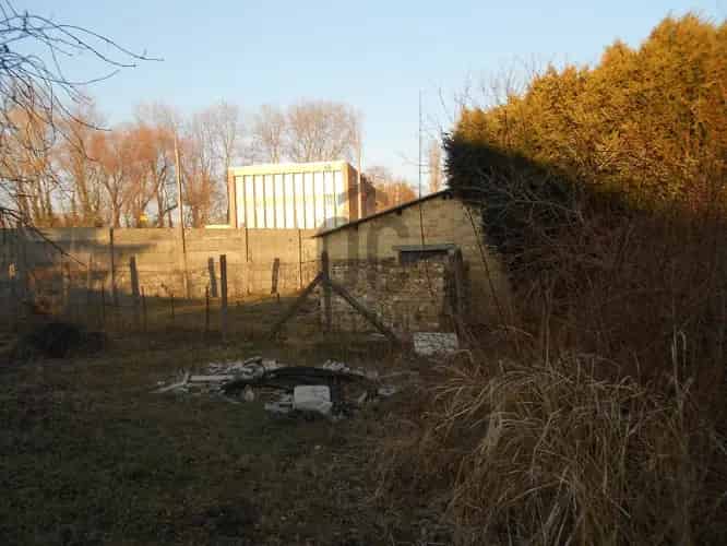 Pápai eladó telek 4000 m2 csendes helyen