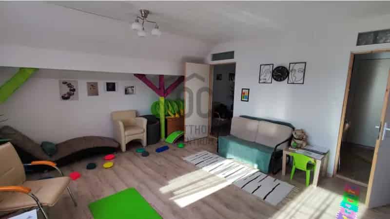Fóti eladó családi ház, H497549