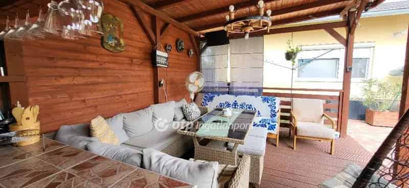 Ház Kiadó , Győri járás, Dunántúl