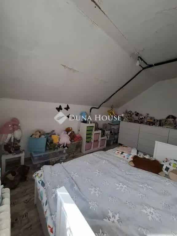 141m2-es házrész Kertvárosban 4 5 szoba 80m2 telek