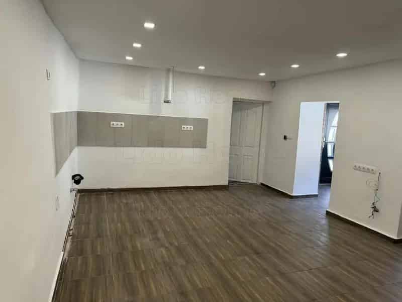 Ház Kiadó , Enyingi járás, Dunántúl