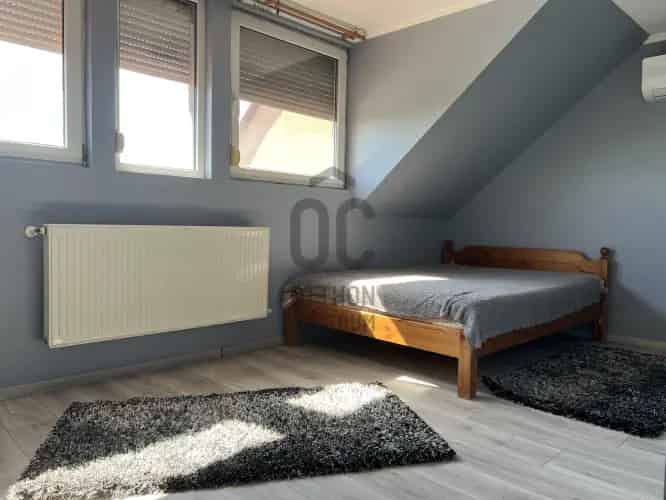 Várpalotai eladó ikerház, H503954