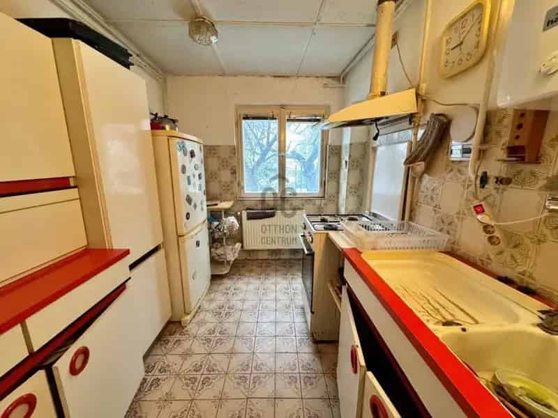 Ház Kiadó , Budapest, Közép-Magyarország