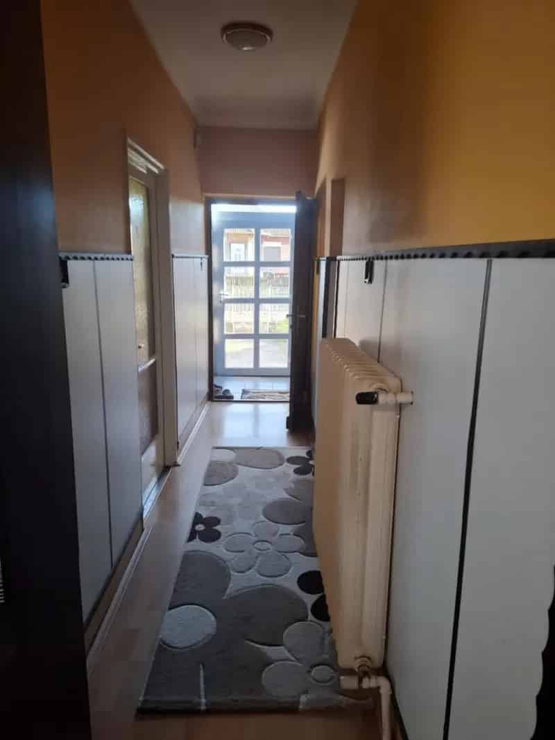 Ház Kiadó , Nyíregyházi járás, Alföld és Észak