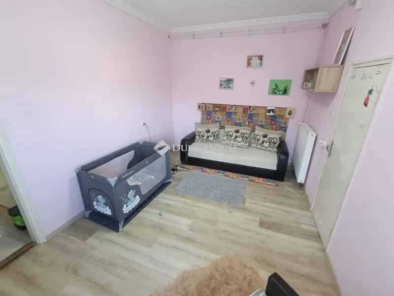Ház Kiadó , Nagykőrösi járás, Közép-Magyarország